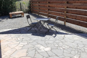 Grand T2 tout confort au calme avec terrasse